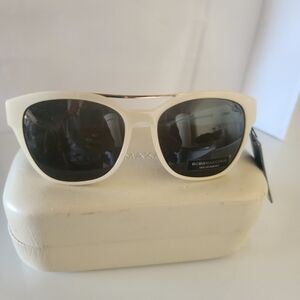 BCBGMAXAZRIA Cream Sunglasses